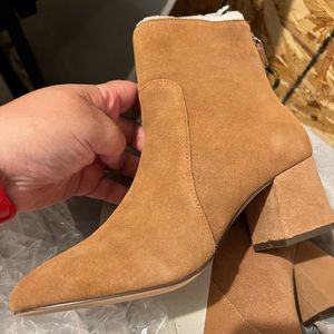 Brand new urban outfitters boots size 8